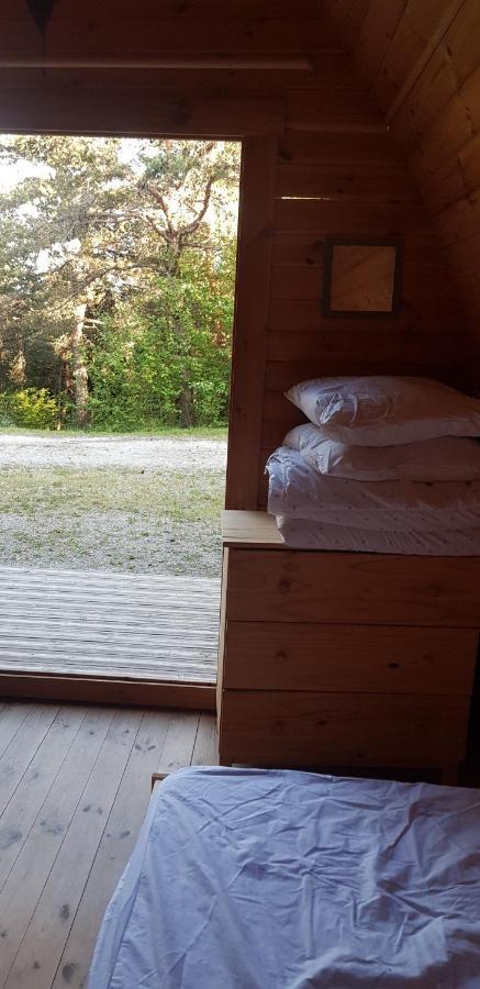Отель Camping La Chabannerie Saint-Martin-de-Clelles Экстерьер фото