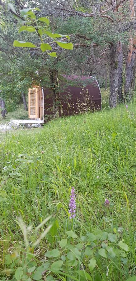 Отель Camping La Chabannerie Saint-Martin-de-Clelles Экстерьер фото