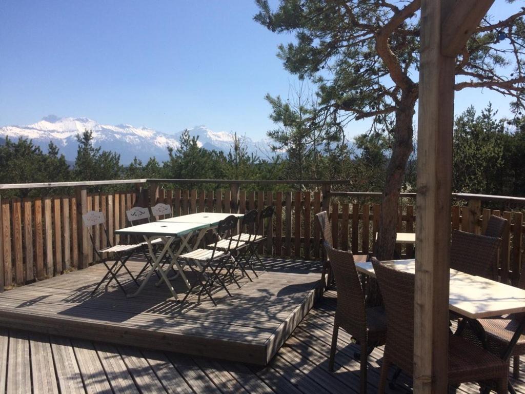 Отель Camping La Chabannerie Saint-Martin-de-Clelles Экстерьер фото