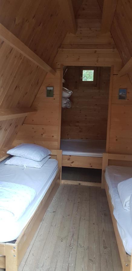 Отель Camping La Chabannerie Saint-Martin-de-Clelles Экстерьер фото